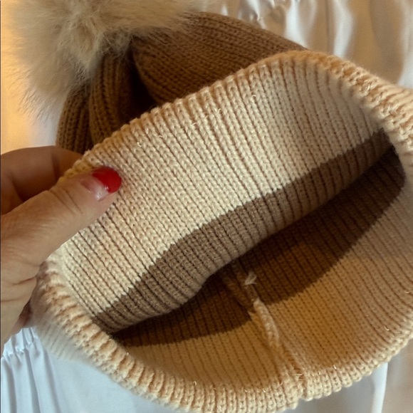 Pom Hat Soft with LED Light Beanie winter warm with Pom Pom Stretchy main image 4